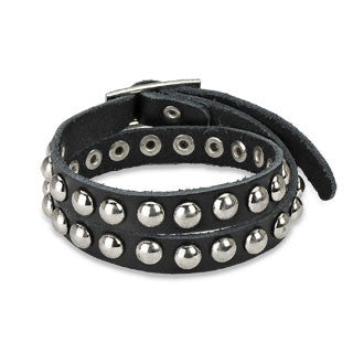 よく見る「芸能人が愛用 Bracelet Leather Wrap Double Black with Studs Dome アクセサリー