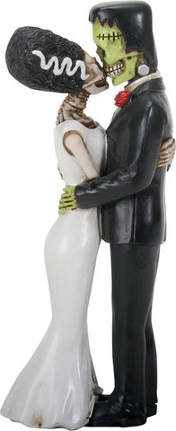 Frankie and Bride Kissing - Highway Thirty One