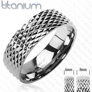 Solid Titanium with Snake Skin Design Ring - Highway Thirty One